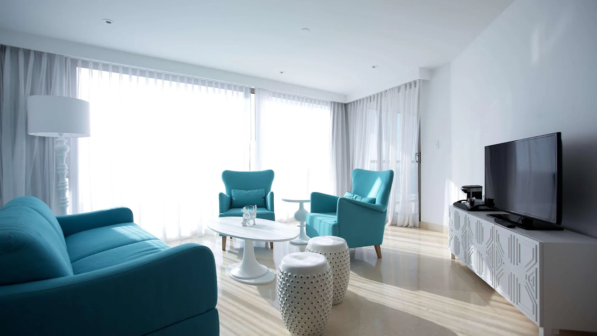 Radisson Cartagena Ocean Pavillion Hotel