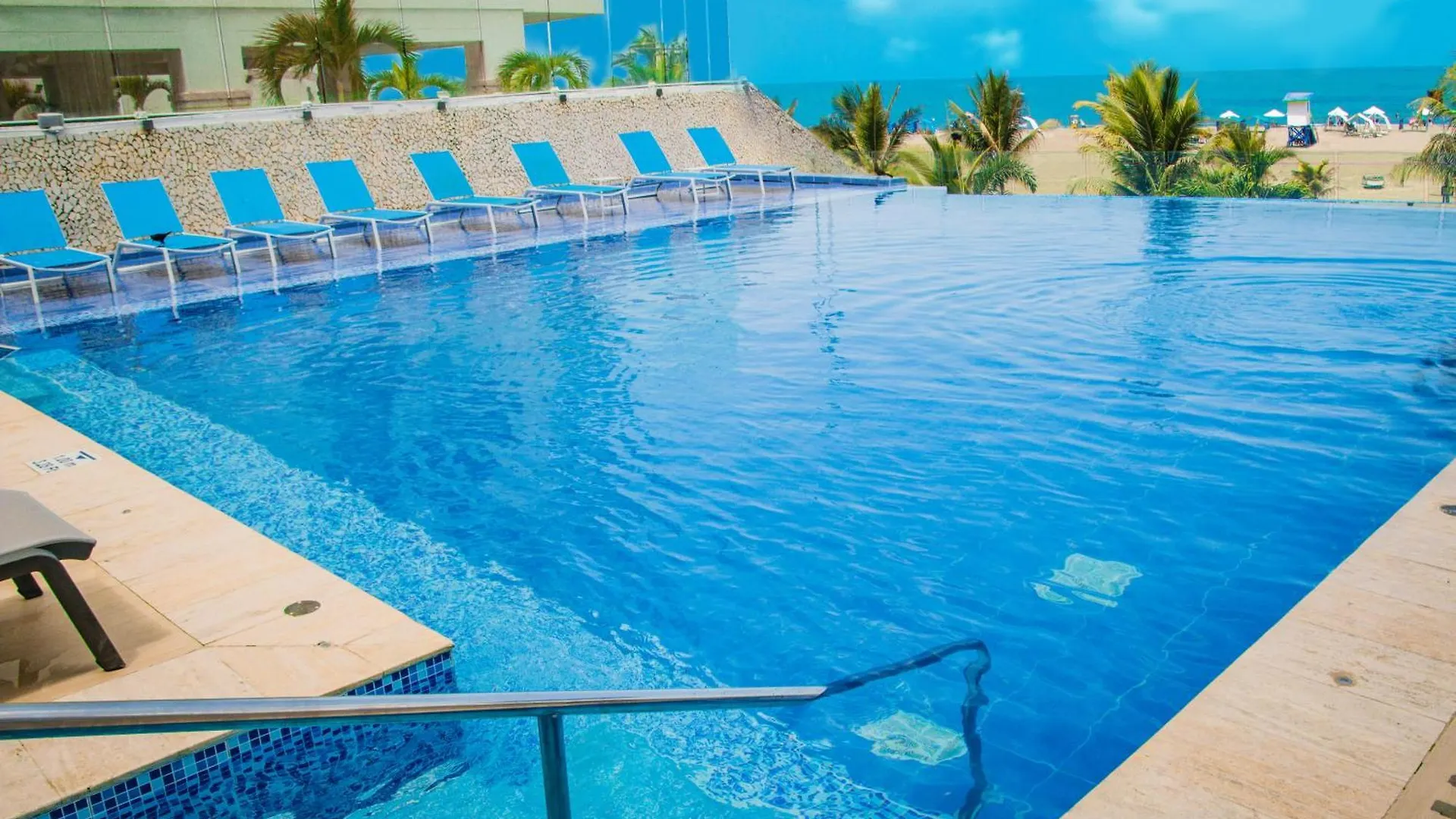 Radisson Cartagena Ocean Pavillion Hotel