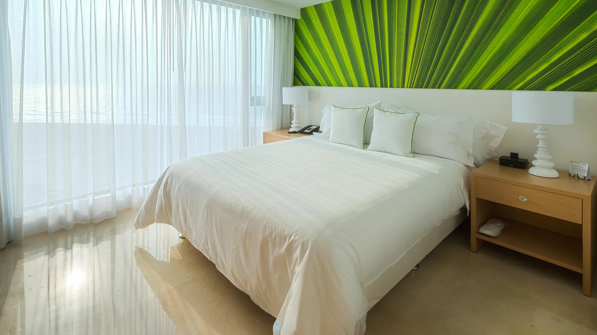 Radisson Cartagena Ocean Pavillion Hotel